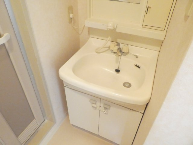 【独立洗面台】 | 土山ハイツ | 土山ハイツ※写真は同物件別部屋です