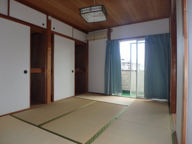 ユッコハウスの和室