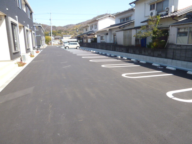 アートガーデンⅠの駐車場