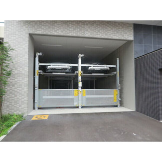 【駐車場】