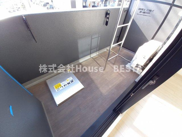 LIVIAZ　KOBE　CRESTのバルコニー