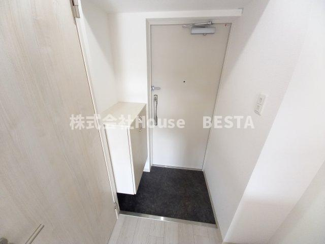 LIVIAZ　KOBE　CRESTの玄関