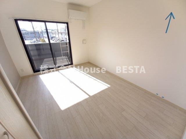 LIVIAZ　KOBE　CRESTの洋室