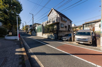【前面道路含む現地写真】 | 南側前面道路(2022年12月)
