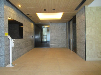 【エントランス】