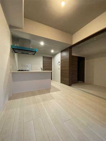 RESIDENCE花畑の洋室|内装イメージです。（間取りによって異なります。）