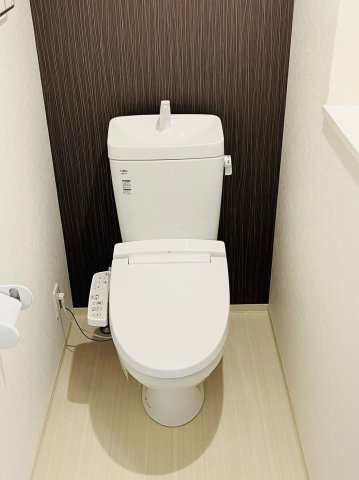 仲介手数料0！！レジデンシア花の木8のトイレ