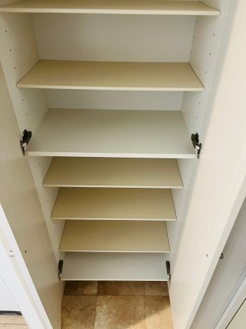 仲介手数料0！！レジデンシア花の木8の収納