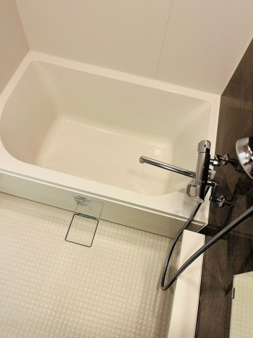 仲介手数料0！！レジデンシア花の木8の浴室