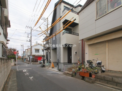 【前面道路含む現地写真】 | 葛飾区奥戸1丁目5期　新築一戸建て　全１棟