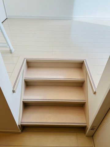 仲介手数料0！！クレア天塚の収納