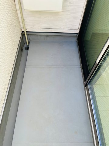 仲介手数料0！！クレア天塚のバルコニー