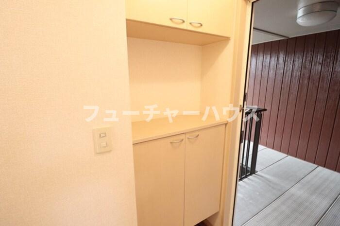 ＲＯＹＡＬ　ＧＡＲＤＥＮ　ＣＡＳＡＨＡＲＡ　Ｇの玄関