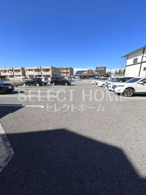 【駐車場】 | サンシャインⅦ | 駐車スペースもあります
イメージ