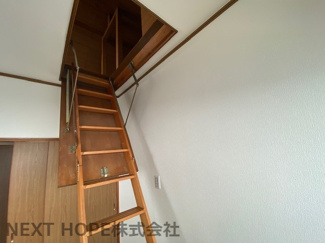 【収納】 | 尼崎市昭和通 | 屋根裏収納への階段です♪