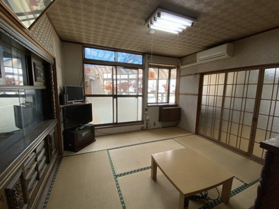 【和室】 | 塩尻市広丘吉田　中古住宅④＋倉庫＋畑 | 2階 和室