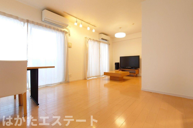 【洋室】 | エイルマンション博多駅ゼオン | コンパクトで使いやすい洋室です
