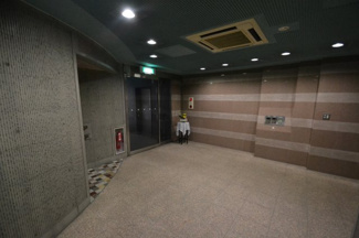 【エントランス】