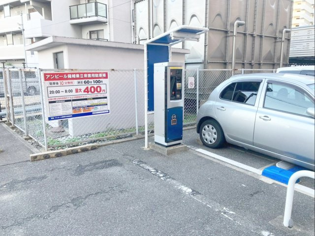アンピール箱崎東Ⅱの駐車場