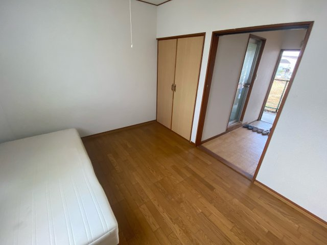 福寿コーポの洋室