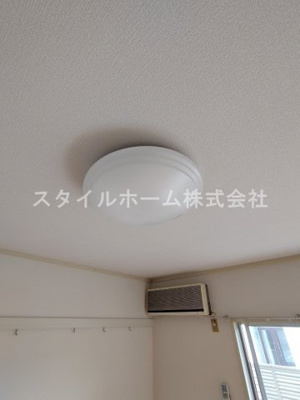 【設備】 | フォーブル鴨田 | 別部屋写真です。