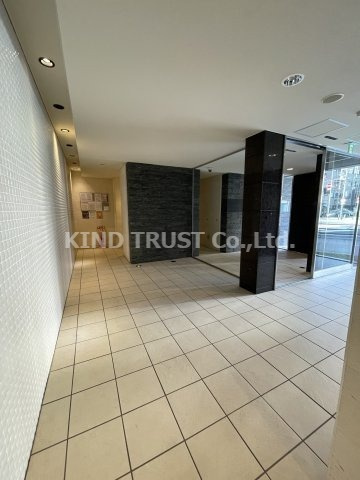 アドバンス東梅田アクシスのロビー|建物の内部です