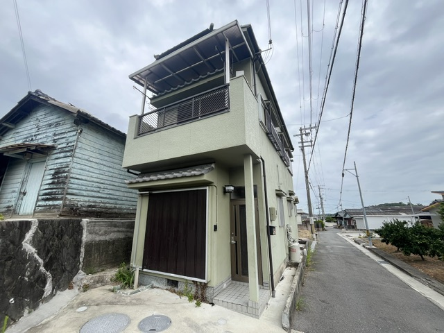 春木町貸家の外観
