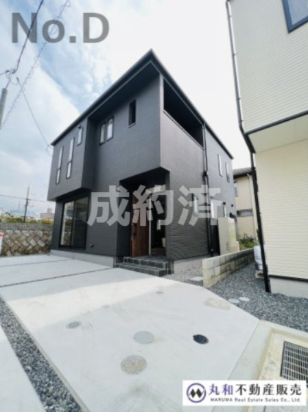 廿日市市本町　新築一戸建て（全5棟）の外観|洗練された外観デザイン。