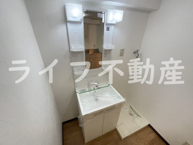 ハイツレバランスの独立洗面台