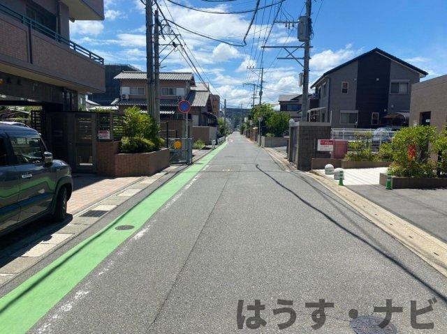 エバーライフ南里の周辺|前面道路の様子です♪