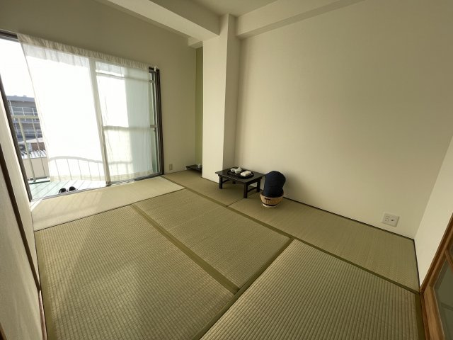 鳴尾コーポの和室