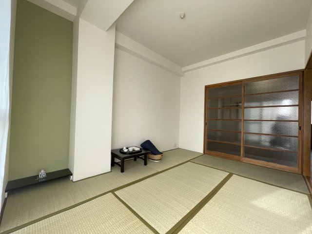 鳴尾コーポの和室