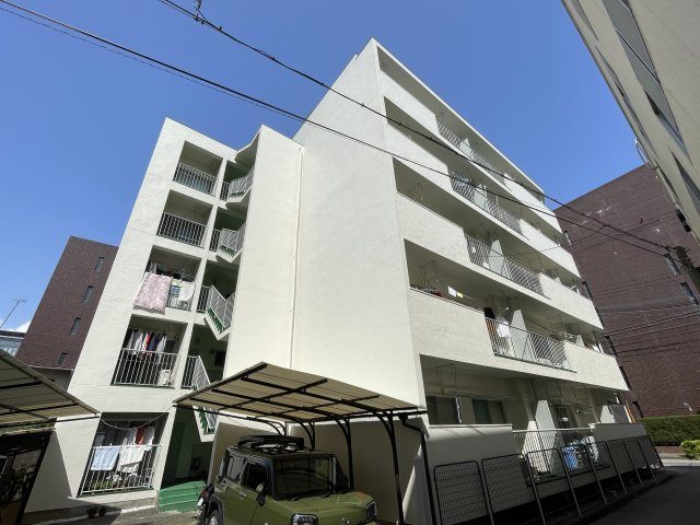 鳴尾コーポの外観