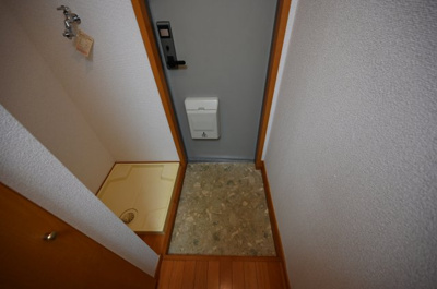 【玄関】 | ポポラーレ