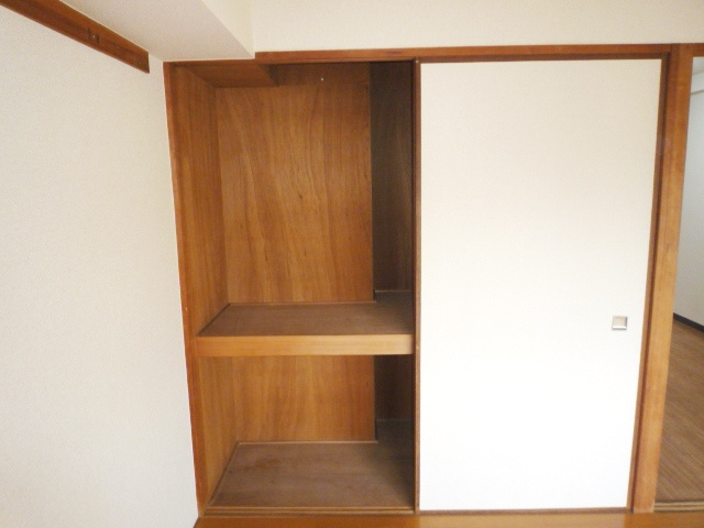文京区本郷２丁目の賃貸マンションの収納|※写真は別室になります