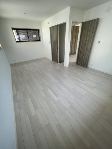 【洋室】 | 役知町戸建て