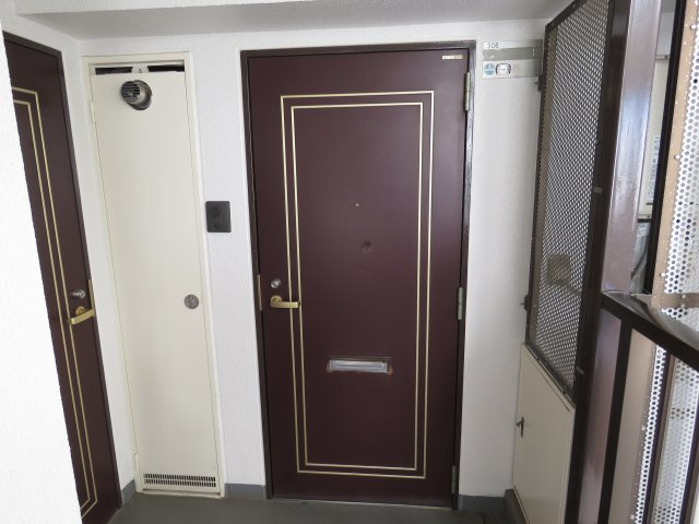 キャッスルマンション川越D号館のエントランス