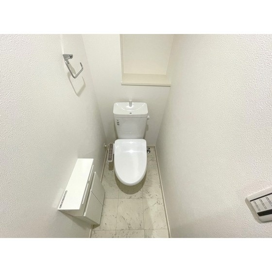 LIBTH新町EASTのトイレ
