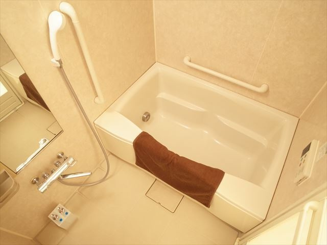【浴室】 | 落ち着いた空間のお風呂です