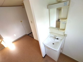 【独立洗面台】 | 独立洗面台です