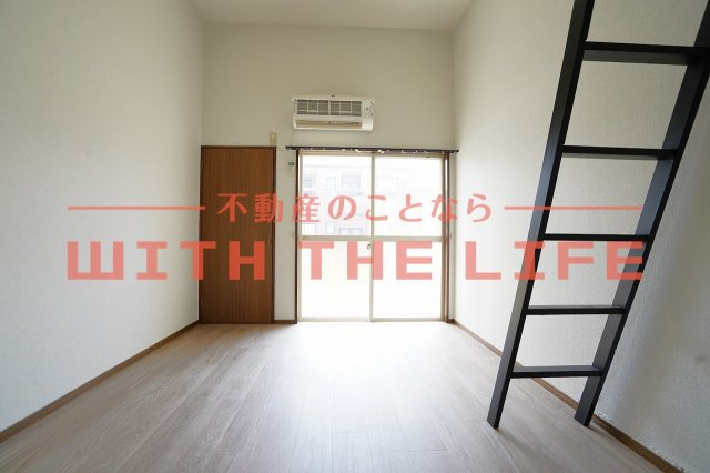 OCTOHOUSE（オクトハウス）【キャッシュバック対象物件】の洋室|コンパクトで使いやすい洋室です