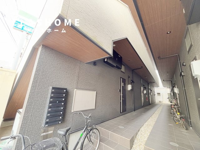コスモハイツ安城A　　刈谷市近郊の賃貸はクラスホーム刈谷店のエントランス