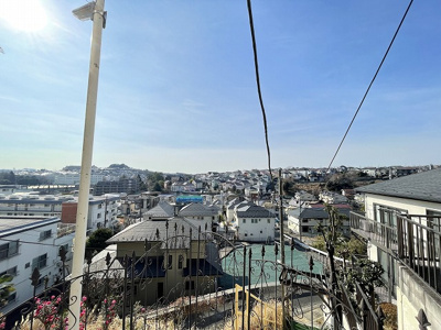 【展望】 | みすきゃんさす多摩美 | テラスからの眺望です♪周りに視界を遮る建物がないので景色がよく見渡せます！