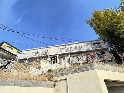 【外観】 | みすきゃんさす多摩美 | 小田急線「読売ランド前」駅まで徒歩圏内！閑静な住宅地にある2階建てアパートです☆