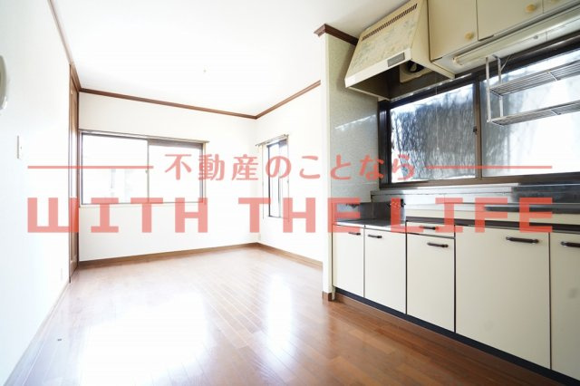 フォーサム・コガ【キャッシュバック対象物件】の居間・リビング|ゆったり過ごせるリビングです