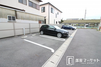 【駐車場】 | Ｌｉｅｎ　Ｊ．Ｍ．Ｙ．Ｔ