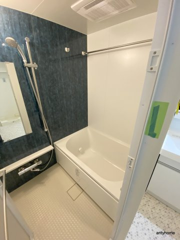 ATKレジデンスなんば　仲介手数料無料の浴室