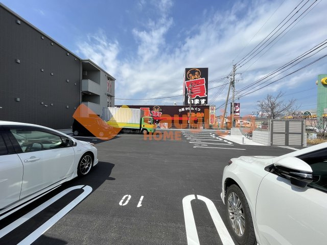 モレーンの駐車場|駐車場があります