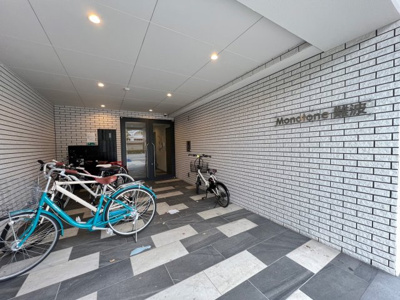 【エントランス】 | モノトーン難波