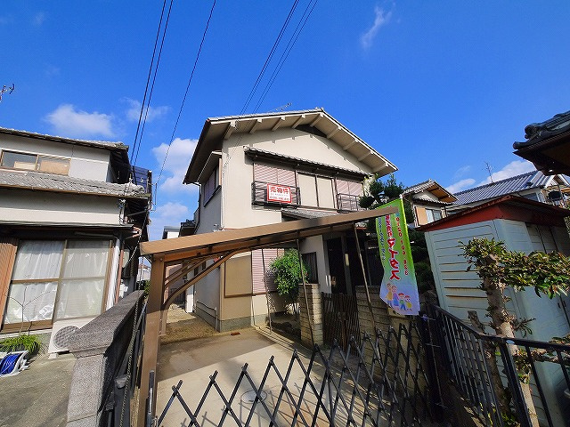 大和郡山市矢田町貸家の外観